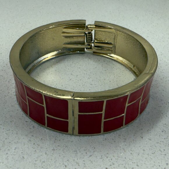 Brick Pattern Clamper Bracelet - Picture 5 of 5